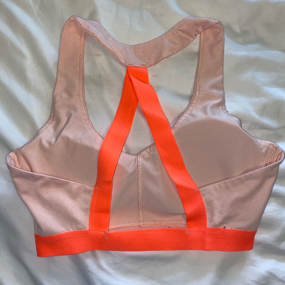 Worn once! Women’s strappy padded sports bra